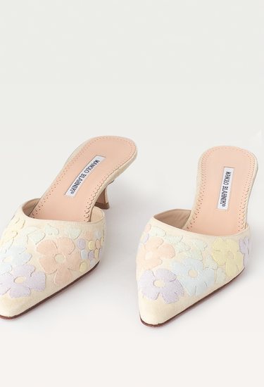 Manolo Blahnik vintage kitten heels in pastel colors suede - front view