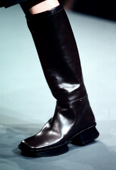 Prada vintage split sole boots in black leather, 1999 - worn/try-on view