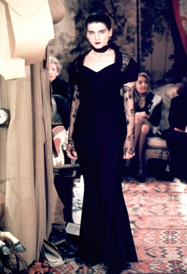 Christian Dior x John Galliano lace detail gown in black, Era S_S 1999 - worn/try-on view