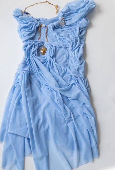 Di Petsa Theia wetlook dress in blue with gold jewellery chain with Lapis Lazuli crystals and a hand-carved sea shell pendant - front view