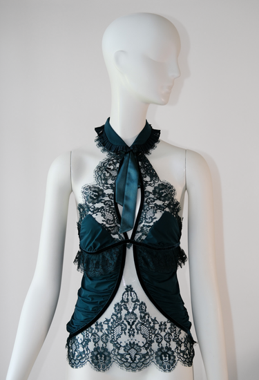 Gucci F/W 2005 Vintage Emerald Lace Top