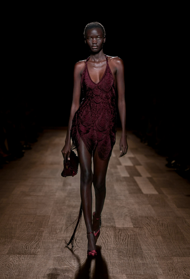 Ferragamo fringed midi skirt in Burgundy, 2024 - worn/try-on view