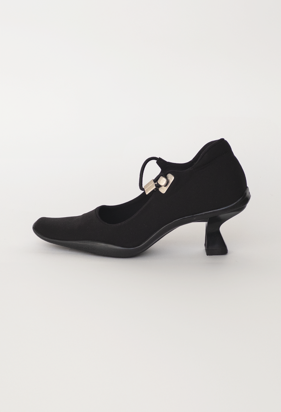 Prada 1999 Mary Jane Heels in Black